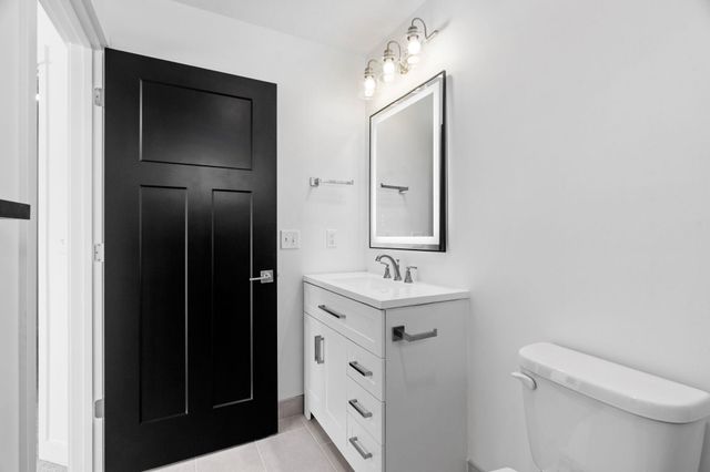 425 W 8th Street 19, New Richmond, WI 54017