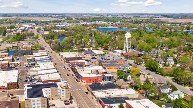 425 W 8th Street 19, New Richmond, WI 54017