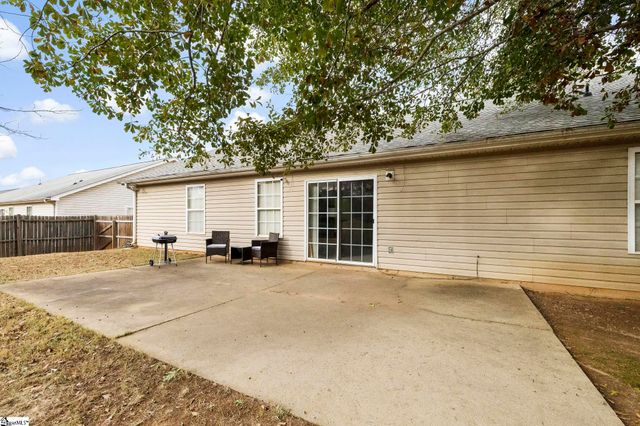 1708 Sweet Apple Court, Fountain Inn, SC 29644