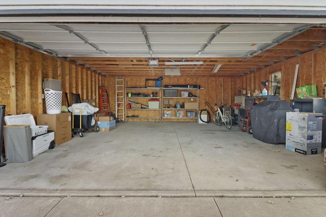 8542 19th AVENUE, Kenosha, WI 53143