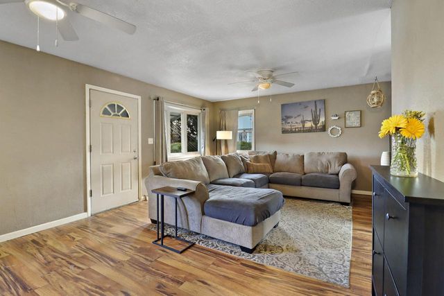 8542 19th AVENUE, Kenosha, WI 53143