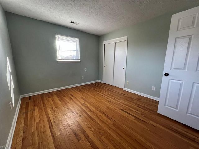 424 Old Forge Court CT, Virginia Beach, VA 23452