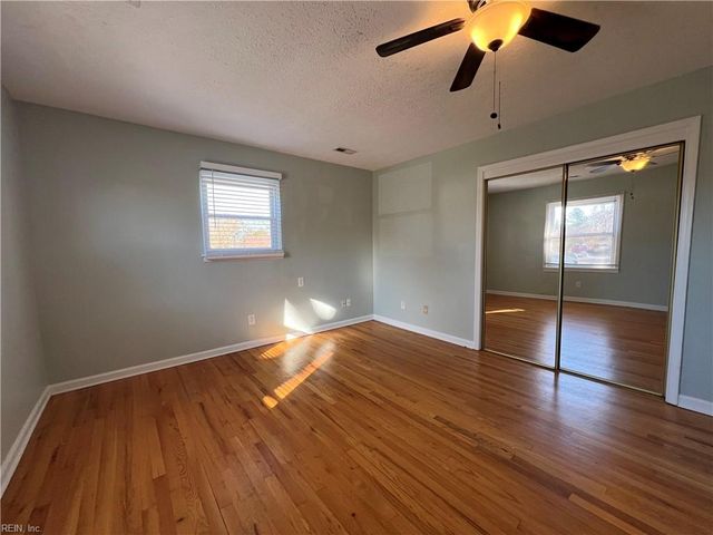 424 Old Forge Court CT, Virginia Beach, VA 23452