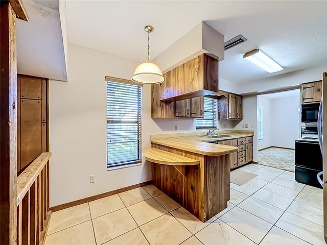 1104 77TH STREET NW, Bradenton, FL 34209
