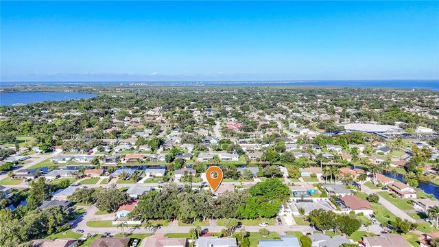 1104 77TH STREET NW, Bradenton, FL 34209
