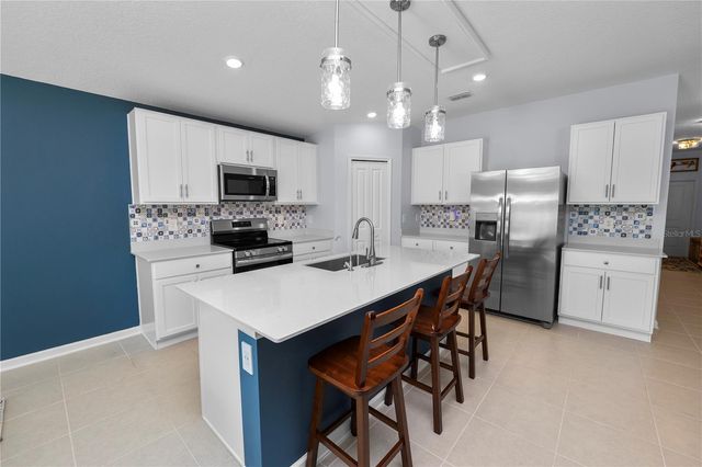 2914 PENNACHIO DRIVE, Lake Wales, FL 33853