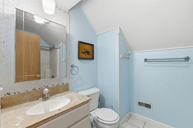 5850 E Napier Avenue, Benton Harbor, MI 49022
