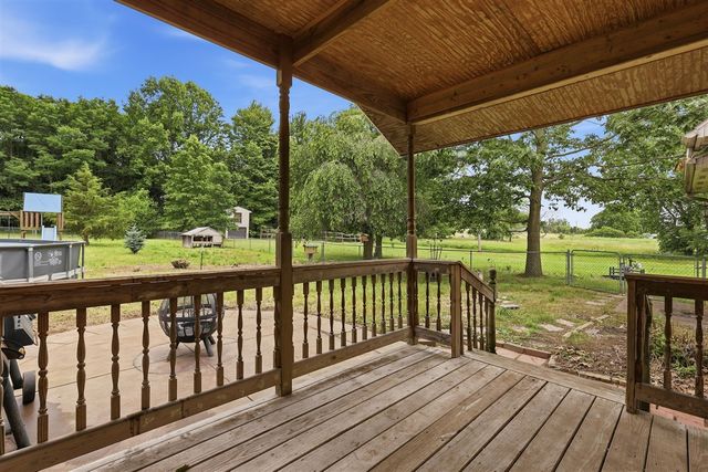 5850 E Napier Avenue, Benton Harbor, MI 49022