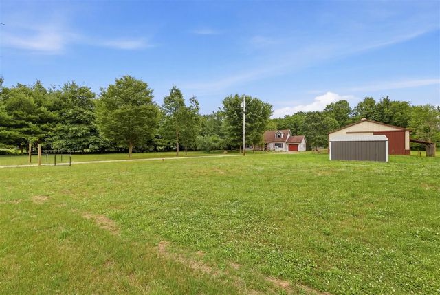 5850 E Napier Avenue, Benton Harbor, MI 49022