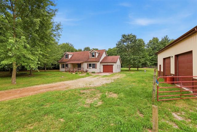 5850 E Napier Avenue, Benton Harbor, MI 49022