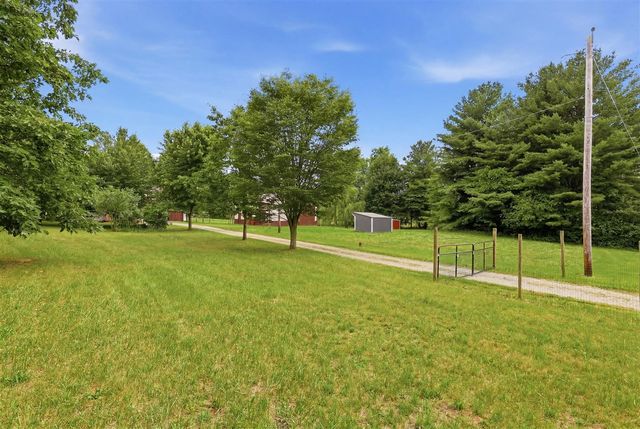5850 E Napier Avenue, Benton Harbor, MI 49022
