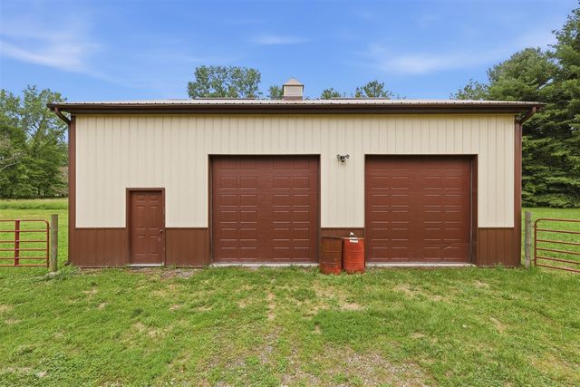 5850 E Napier Avenue, Benton Harbor, MI 49022