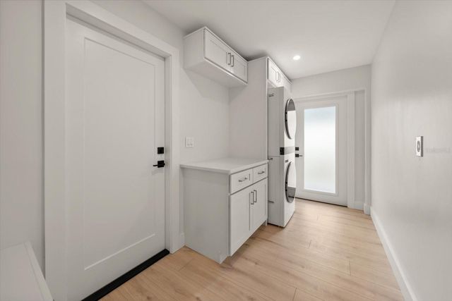 6667 GREENBRIER DRIVE, Seminole, FL 33777