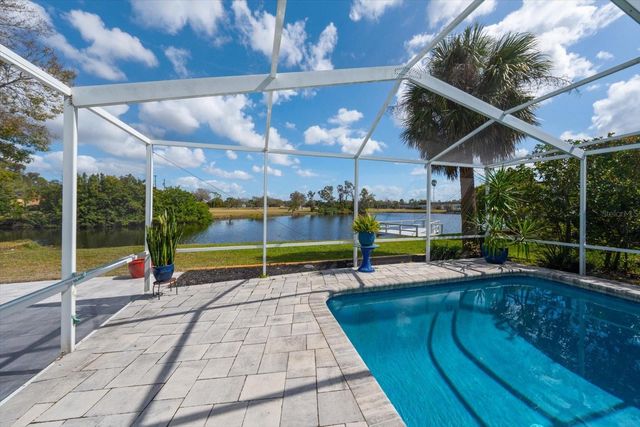 6667 GREENBRIER DRIVE, Seminole, FL 33777