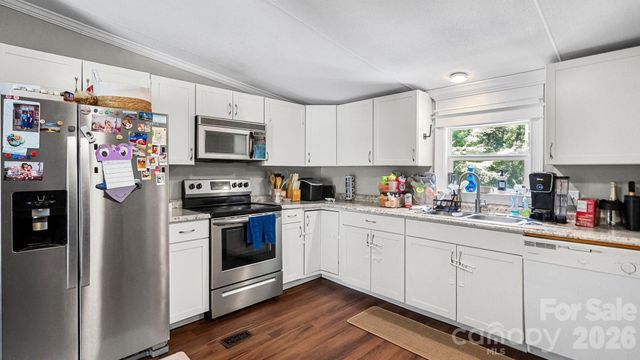 111 Patrice Place, Mooresville, NC 28115