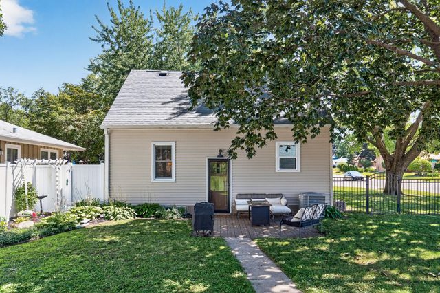 1117 Stryker Avenue, West Saint Paul, MN 55118