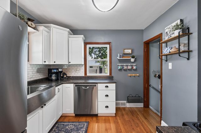 1117 Stryker Avenue, West Saint Paul, MN 55118