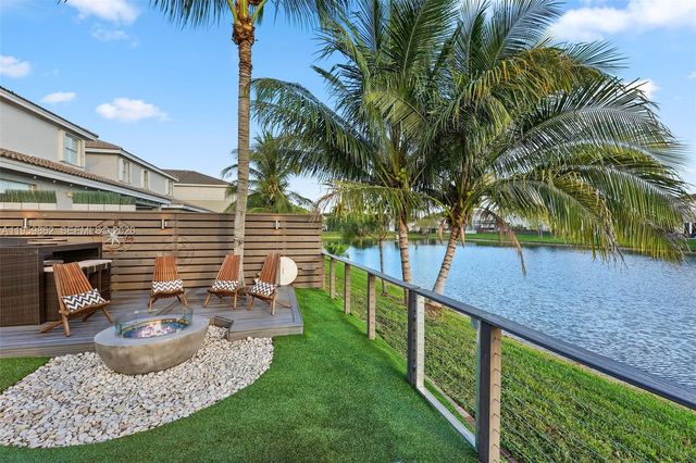 11258 NW 47th Ln, Doral, FL 33178