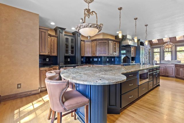 1803 Ironwood PLACE, Onalaska, WI 54650