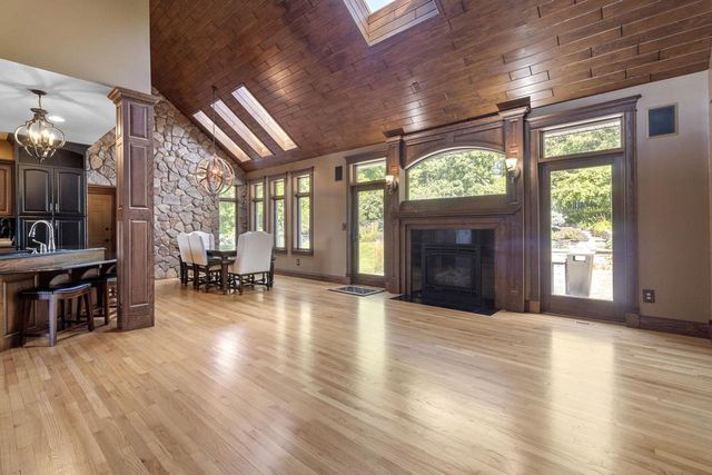 1803 Ironwood PLACE, Onalaska, WI 54650