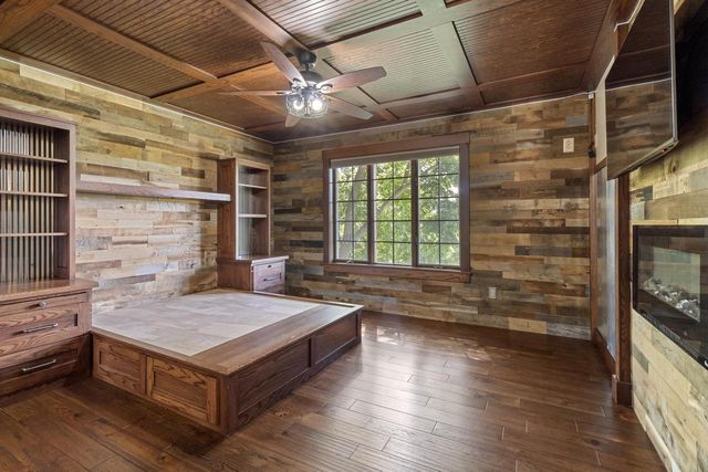 1803 Ironwood PLACE, Onalaska, WI 54650