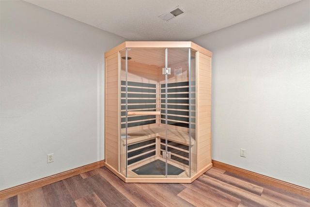 1803 Ironwood PLACE, Onalaska, WI 54650