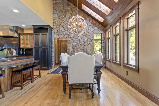 1803 Ironwood PLACE, Onalaska, WI 54650