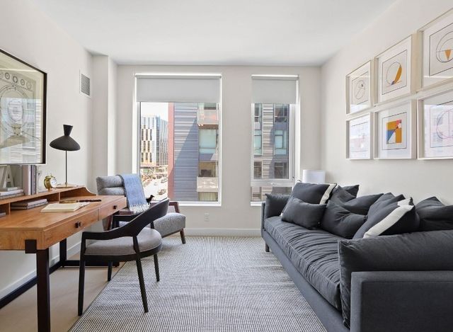 390 Harrison Avenue 723, Boston, MA 02118