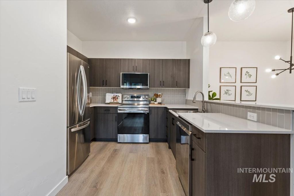 9848 W Sand Hill Dr, Nampa, ID 83687 photo 10