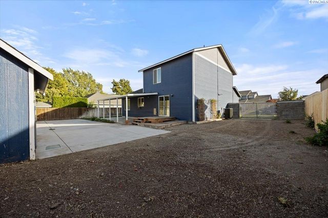 1708 W 24th Ave, Kennewick, WA 99337