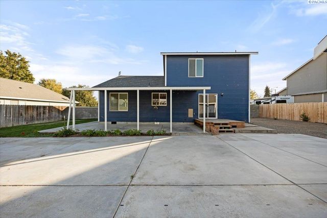 1708 W 24th Ave, Kennewick, WA 99337