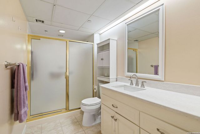 1 Towers Park Ln Apt 1813, San Antonio, TX 78209