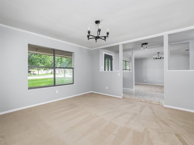 2707 North DR, Taylor, TX 76574