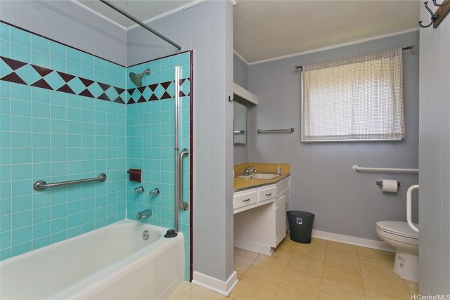 1332 15th Avenue, Honolulu, HI 96816