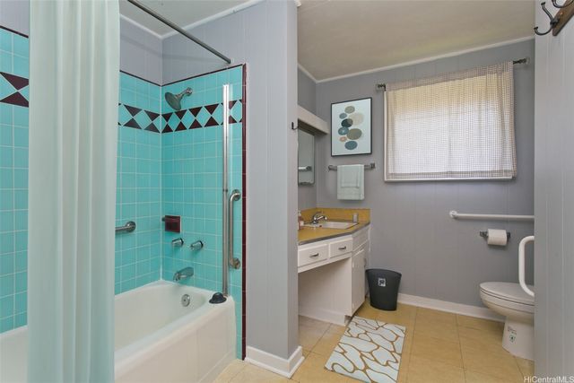 1332 15th Avenue, Honolulu, HI 96816