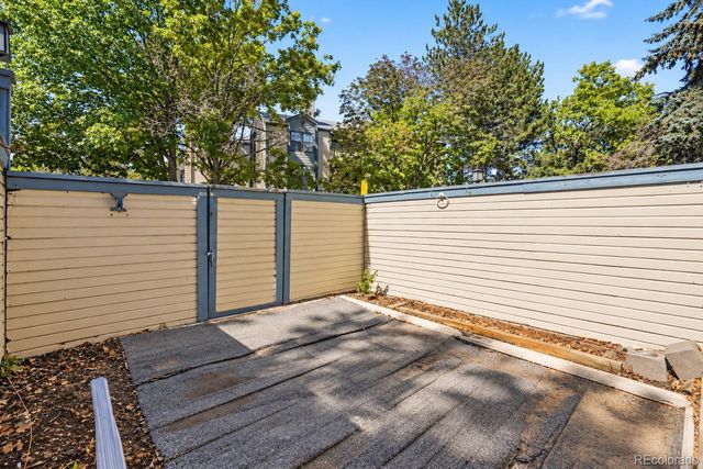 498 S Memphis Way C, Aurora, CO 80017