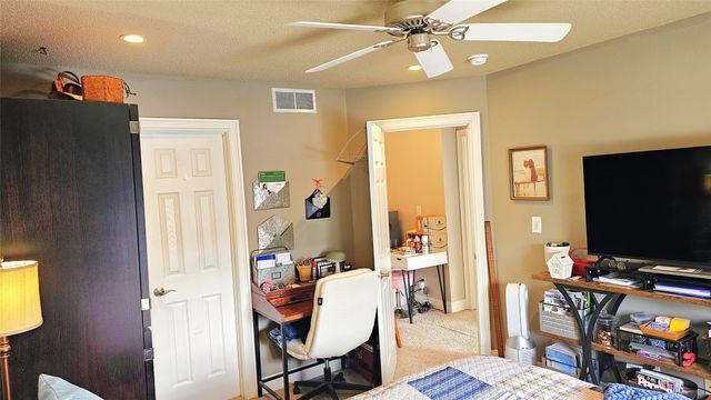 4425 Mills Civic Parkway 904, West Des Moines, IA 50265