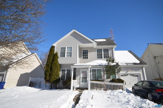 1376 Chopsey Hill Road, Bridgeport, CT 06606