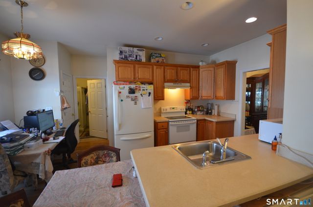 1376 Chopsey Hill Road, Bridgeport, CT 06606