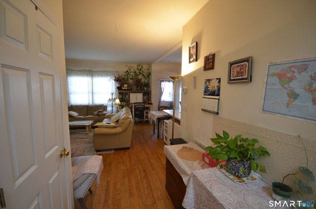 1376 Chopsey Hill Road, Bridgeport, CT 06606