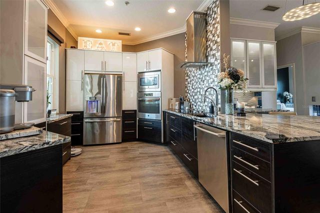 6808 DALI AVENUE D202, Land O Lakes, FL 34637