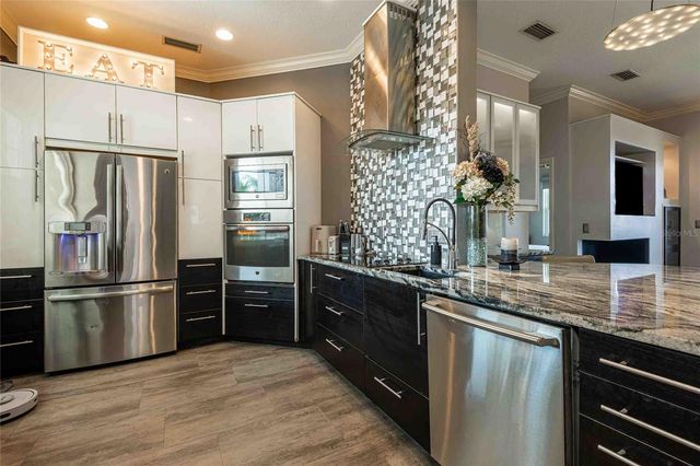 6808 DALI AVENUE D202, Land O Lakes, FL 34637