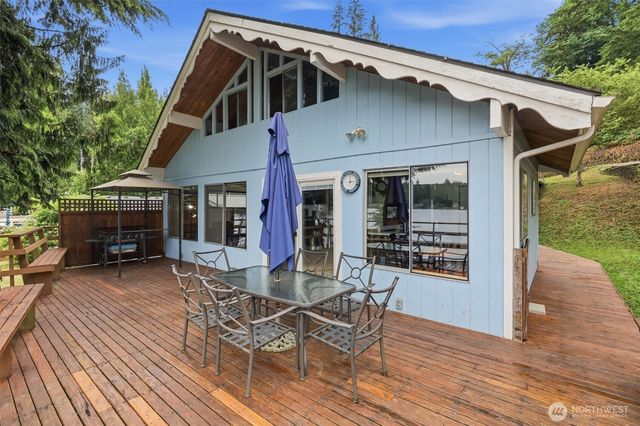 2020 S Lake Roesiger Road, Snohomish, WA 98290