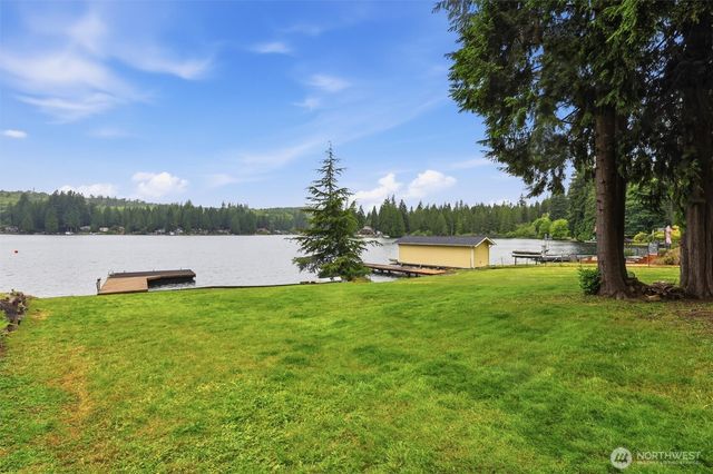 2020 S Lake Roesiger Road, Snohomish, WA 98290