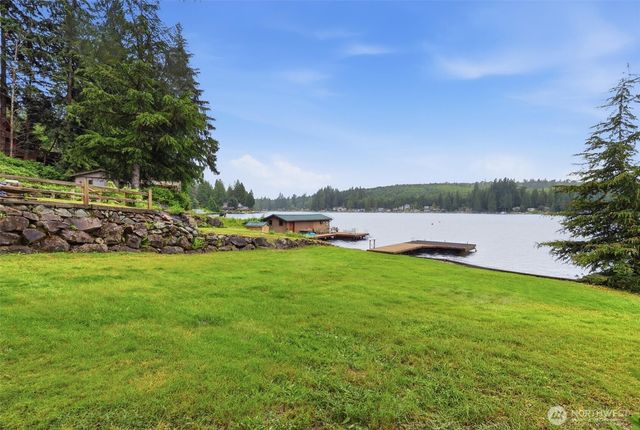 2020 S Lake Roesiger Road, Snohomish, WA 98290