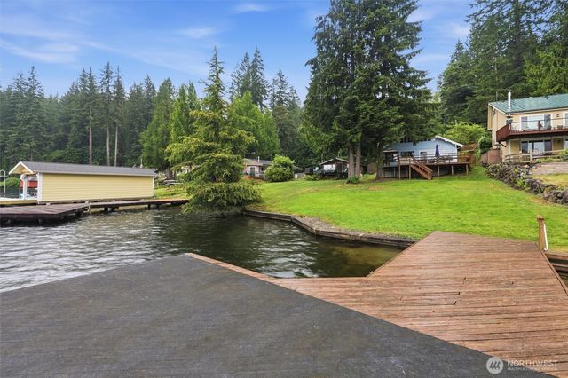 2020 S Lake Roesiger Road, Snohomish, WA 98290