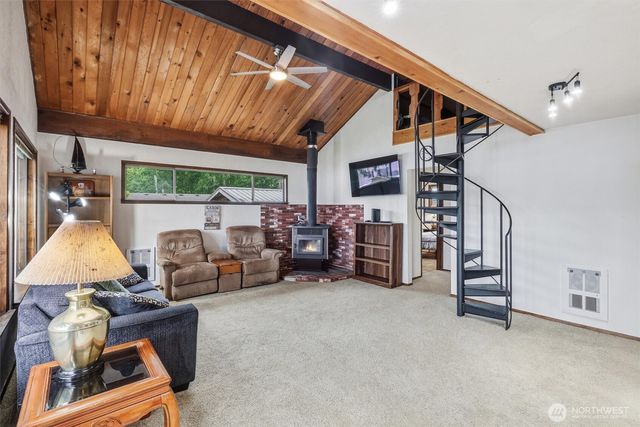 2020 S Lake Roesiger Road, Snohomish, WA 98290