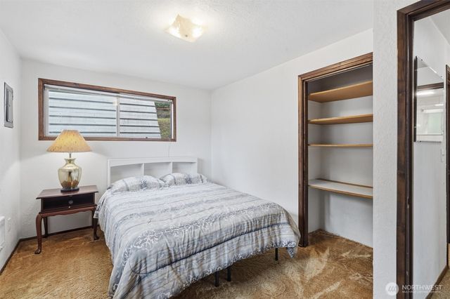 2020 S Lake Roesiger Road, Snohomish, WA 98290