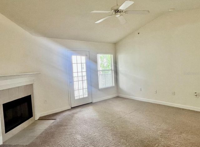 18469 BRIDLE CLUB DRIVE Building 3, Tampa, FL 33647