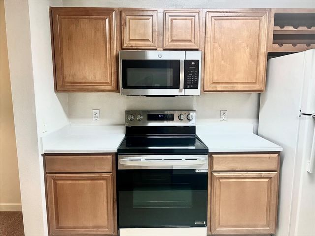 18469 BRIDLE CLUB DRIVE Building 3, Tampa, FL 33647